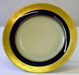 Pět mělkých talířů, porcelán