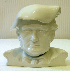 Busta Richarda Wagnera, bíle glazovaný porcelán