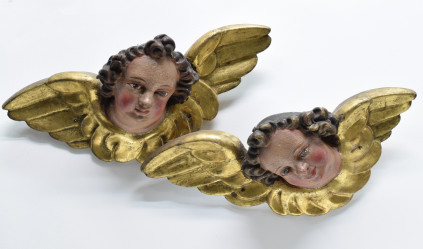ANONYM: Dvě okřídlené andílčí hlavičky.